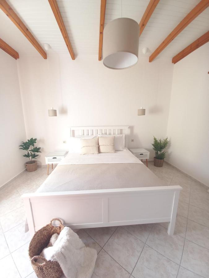 Manolia Apartments Ипсос Экстерьер фото
